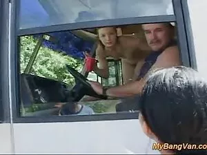 Jupe fleurie et coll ...