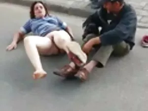 Belle poupée film x  ...